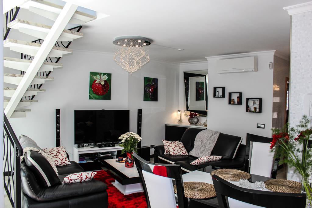 The Birds Nest Villa Alvor Room photo