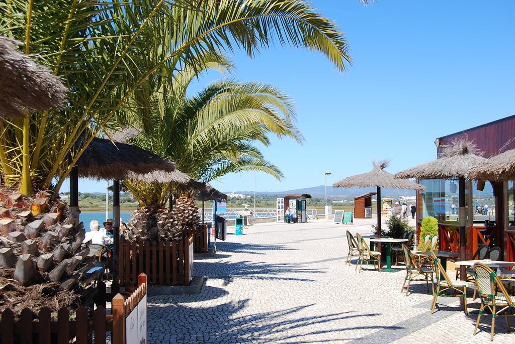 The Birds Nest Villa Alvor Room photo