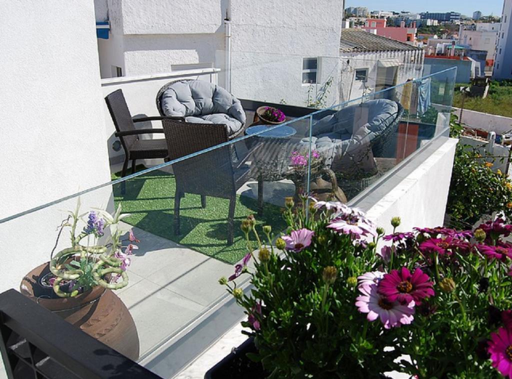The Birds Nest Villa Alvor Room photo